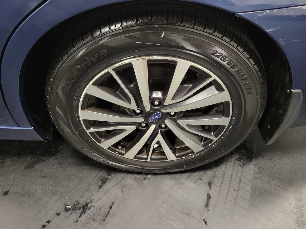 Used 2019 Subaru Legacy 2.5i Premium AWD/4WD image 11