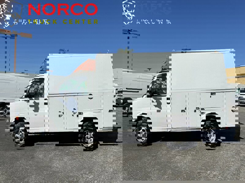 Used 2019 Chevrolet Express 3500 3500 w/ Power Convenience Package image 8