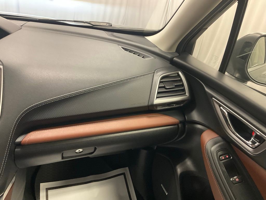 Used 2023 Subaru Forester Touring image 27