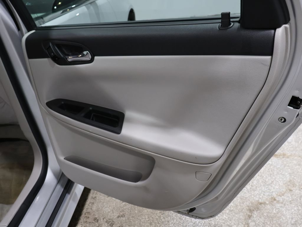 Used 2014 Chevrolet Impala Limited LS image 19