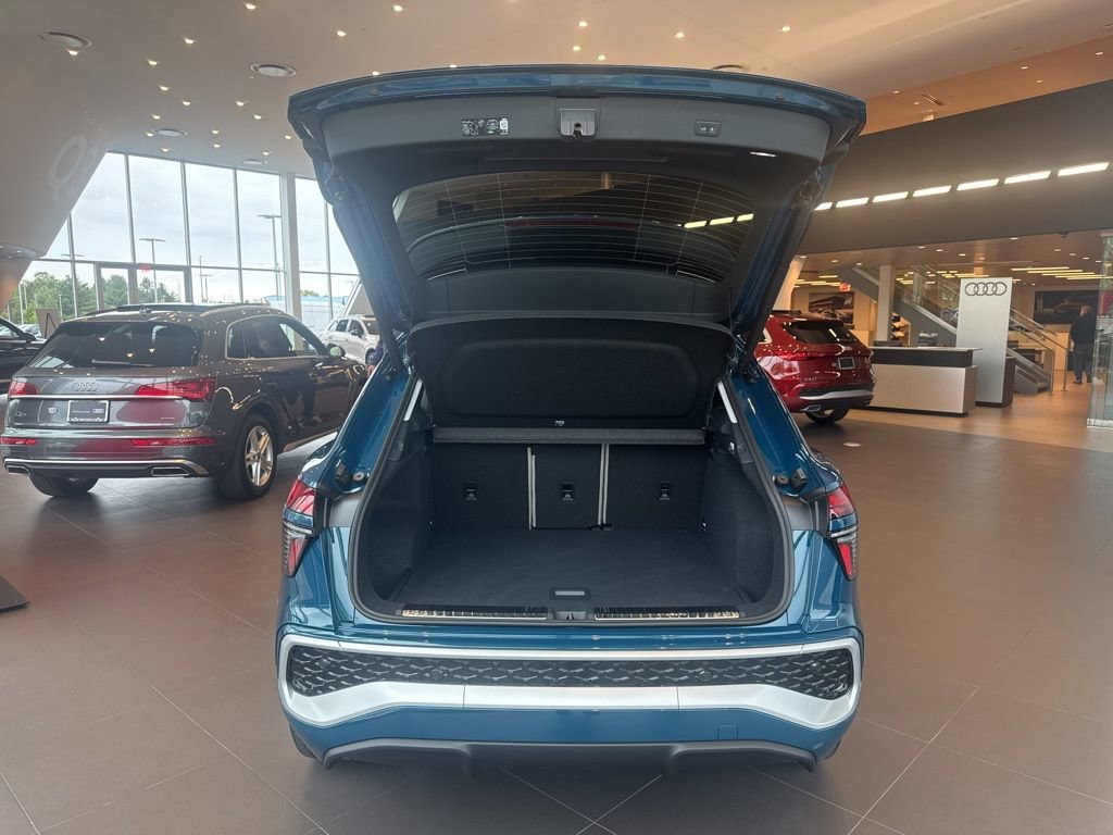 New 2026 Audi Q3 quattro 2.0T AWD/4WD image 28
