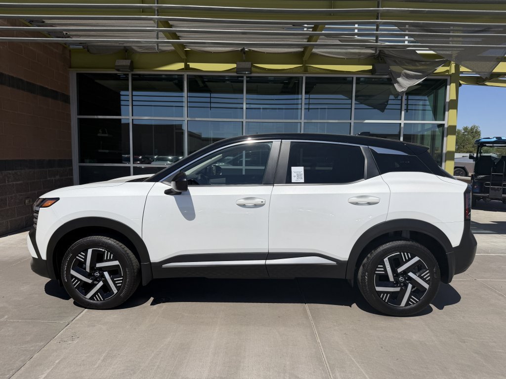 Used 2025 Nissan Kicks SV FWD image 7