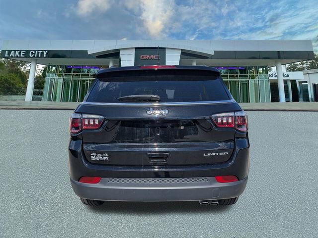 Used 2022 Jeep Compass Limited w/ Sun and Sound Group image 5