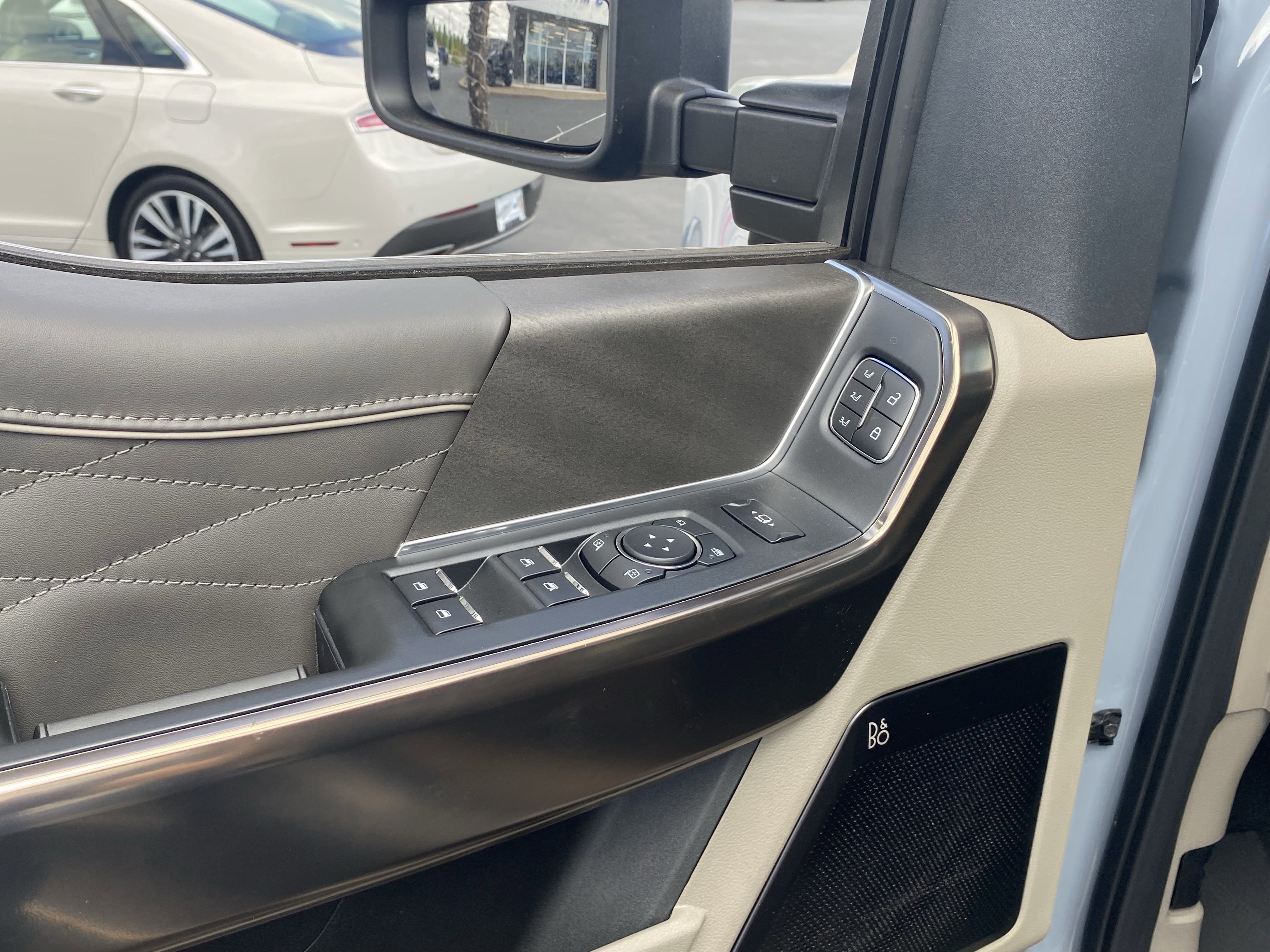 New 2025 Ford F350 Platinum w/ Platinum Plus Package image 19