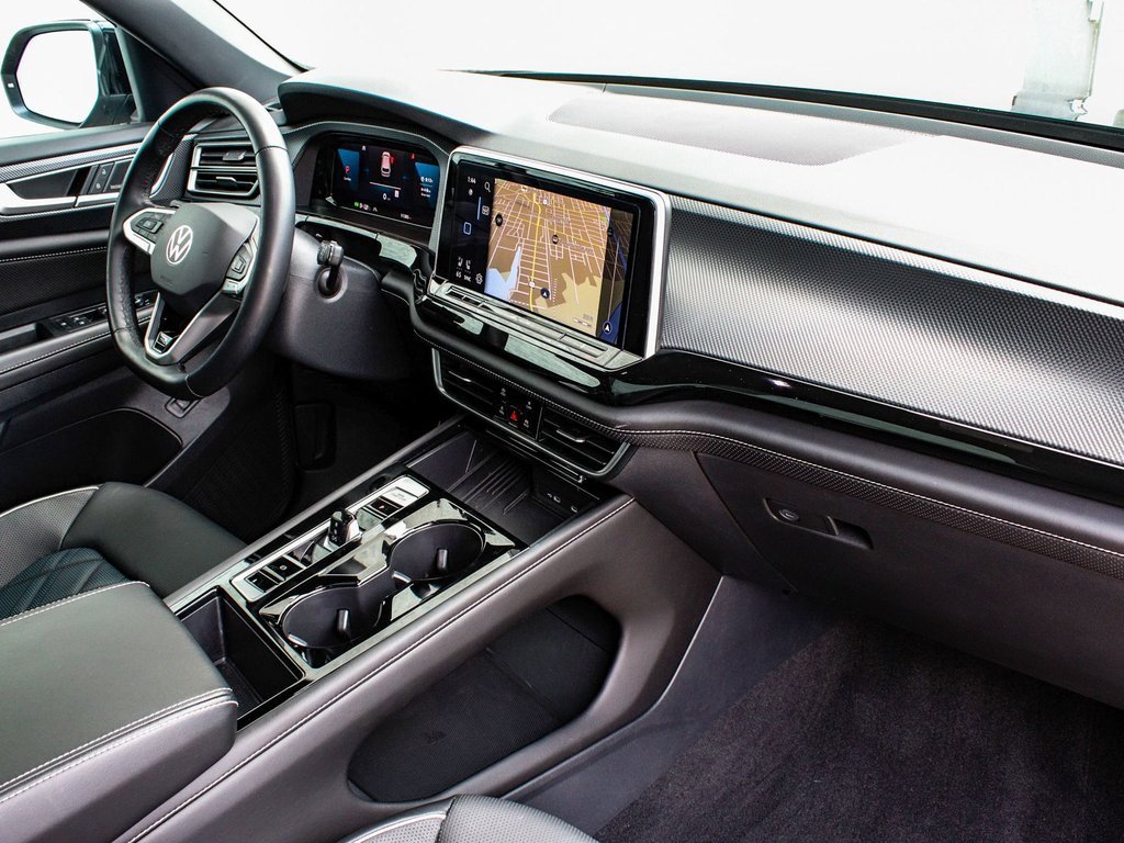 Used 2025 Volkswagen Atlas Cross Sport SEL Premium R-Line image 44