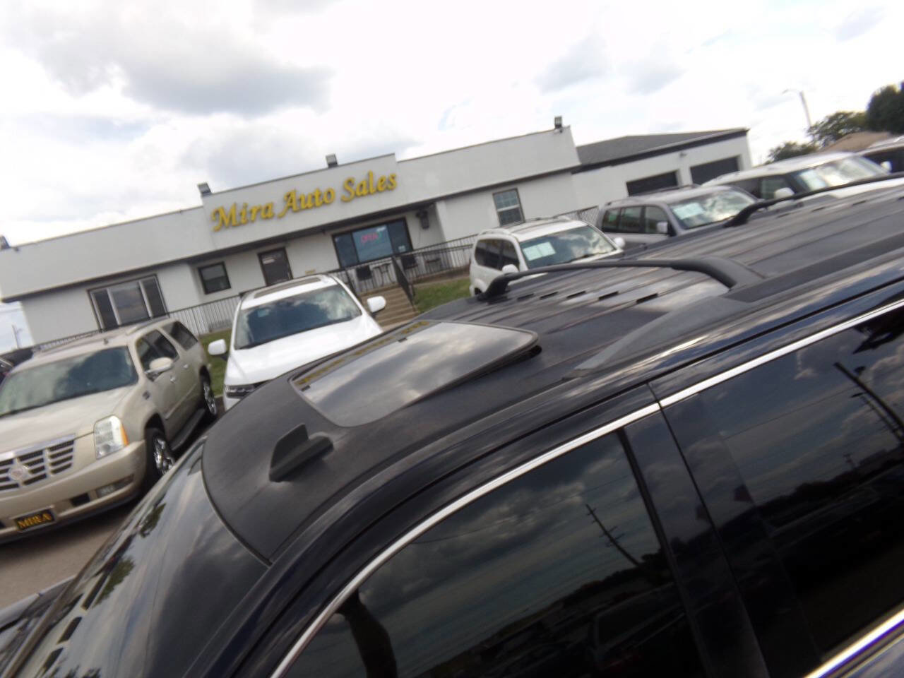 Used 2015 GMC Yukon XL SLT w/ Open Road Package image 10