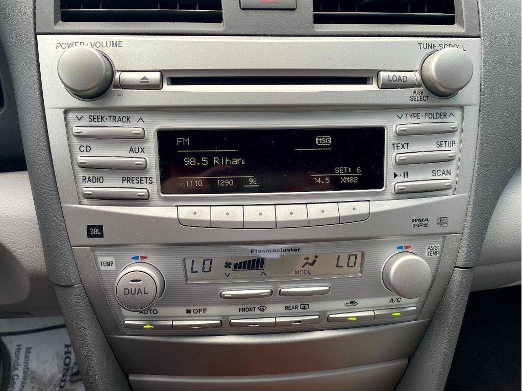 Used 2011 Toyota Camry XLE w/ XLE Extra-Value Pkg #2 FWD image 8