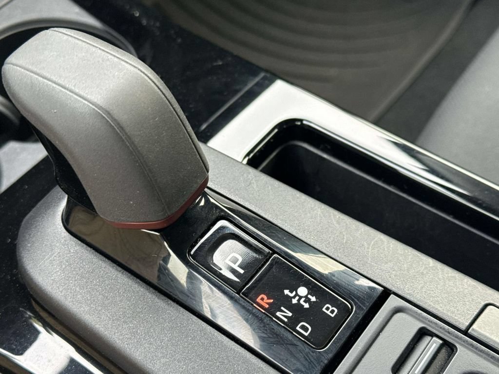 Certified 2023 Toyota Prius Prime FWD image 18