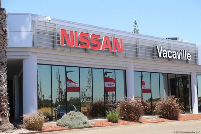 Certified 2026 Nissan Kicks SV w/ Charging Package FWD image 27