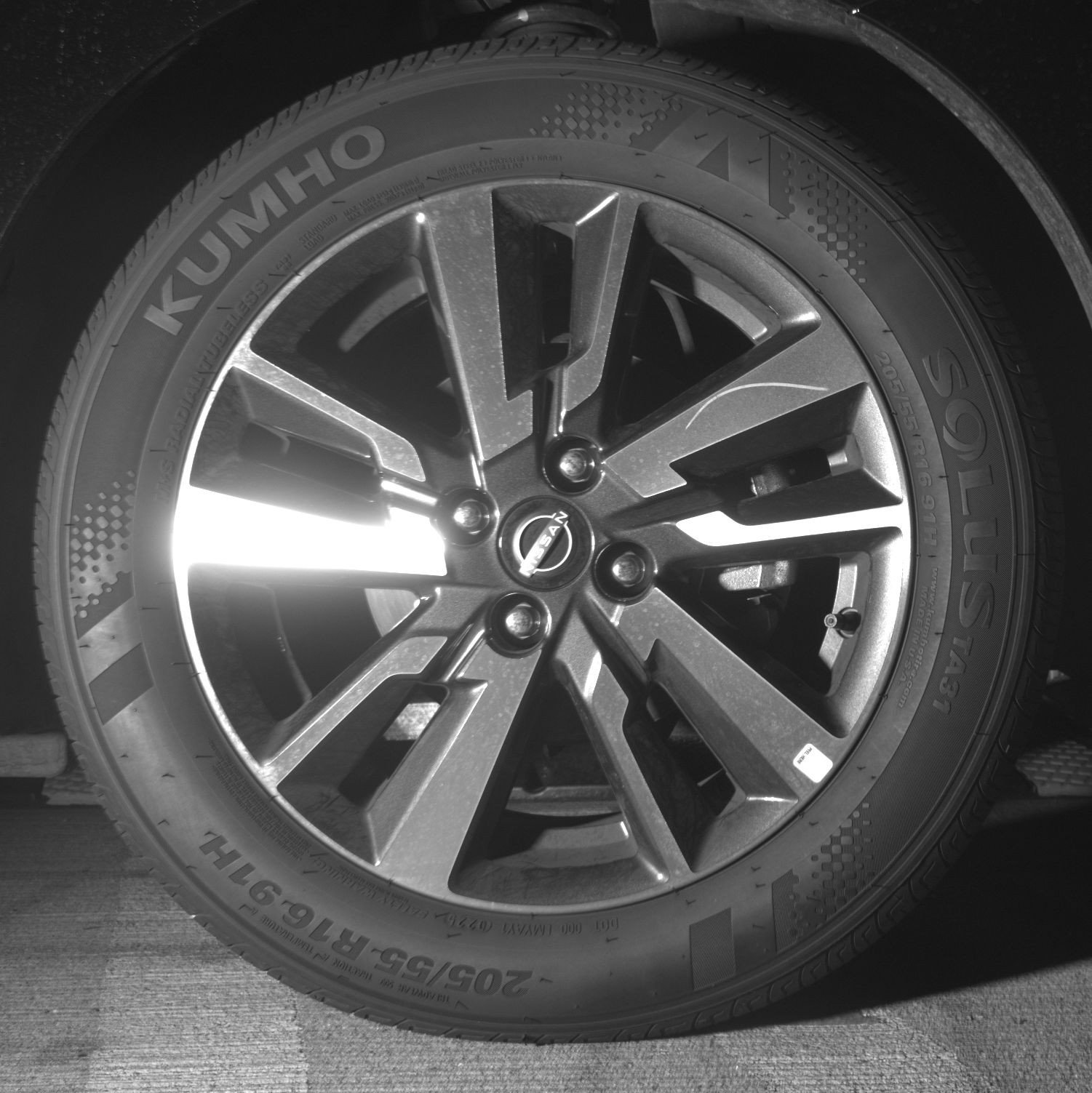 Used 2025 Nissan Versa SV image 13