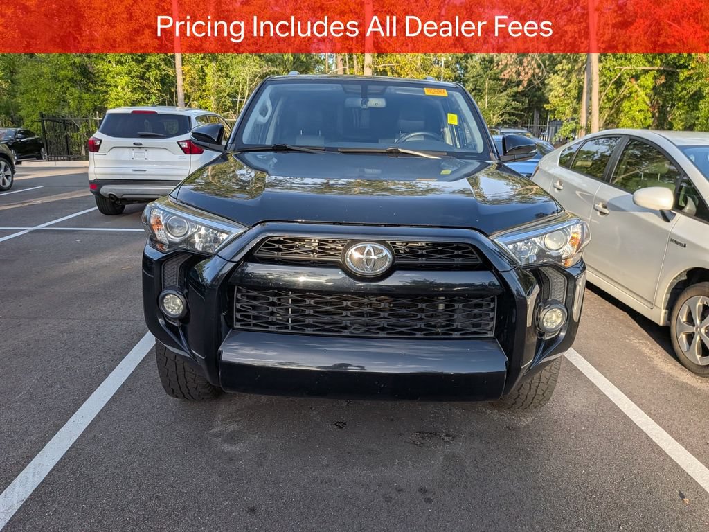 Used 2017 Toyota 4Runner SR5 Premium RWD image 2