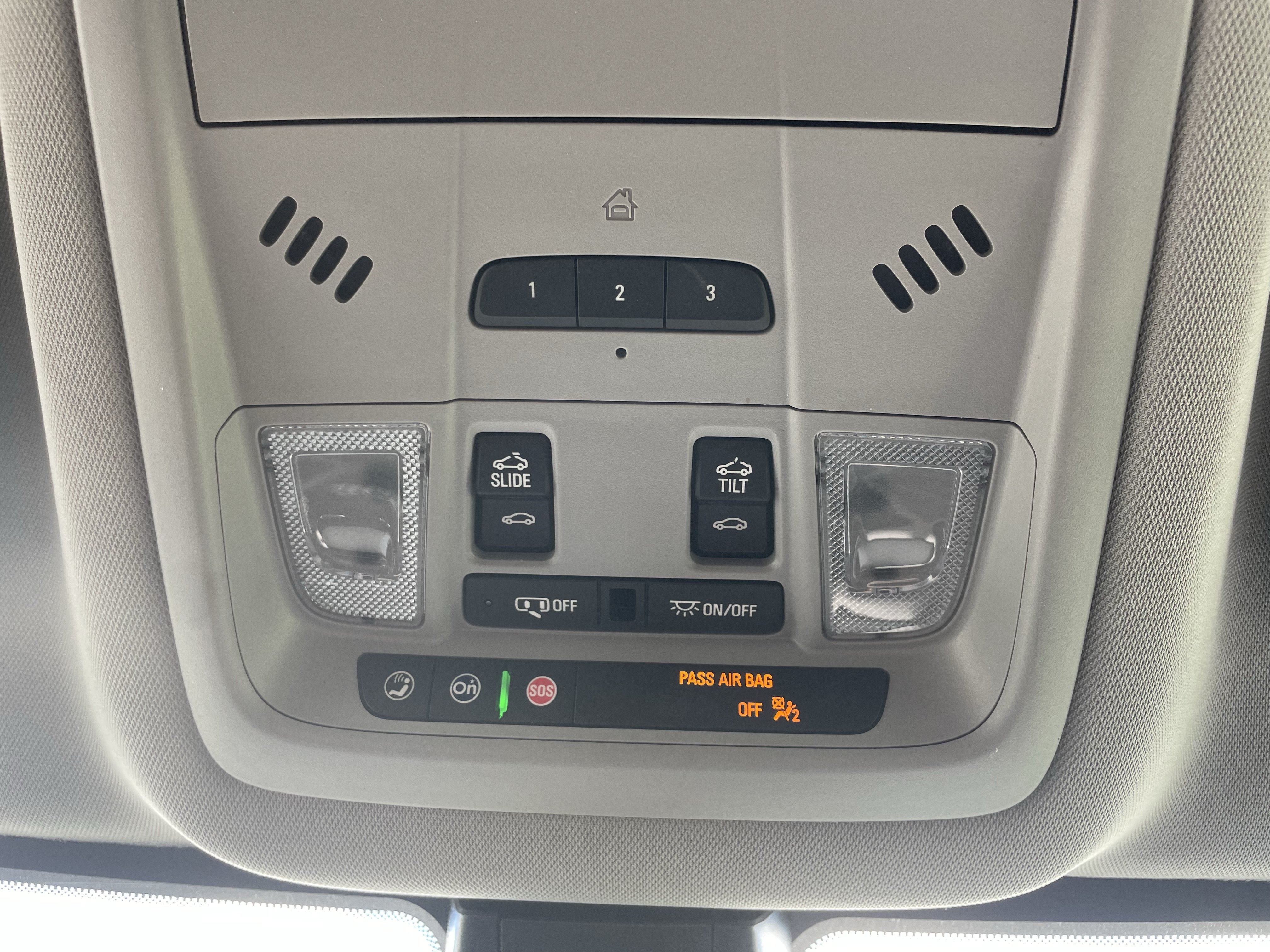 Used 2023 GMC Acadia AT4 w/ Technology Package AWD/4WD image 32