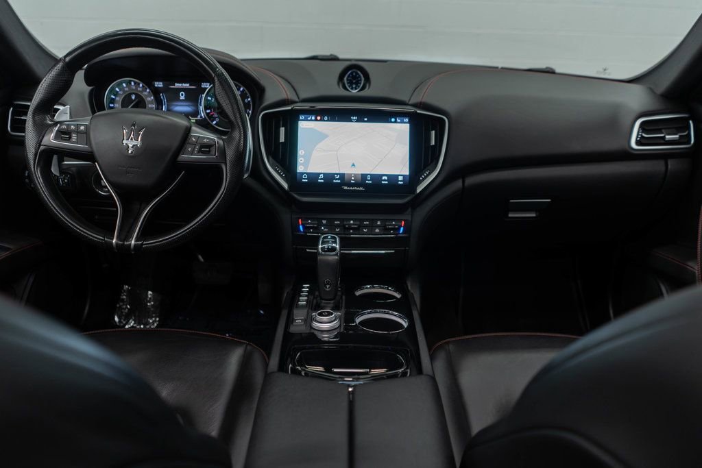 Used 2022 Maserati Ghibli Modena Q4 image 9