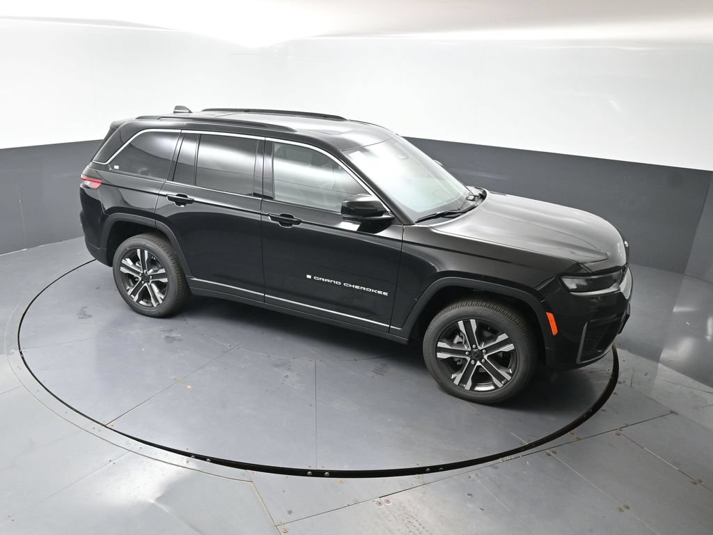 New 2027 Jeep Grand Cherokee Limited AWD/4WD image 30