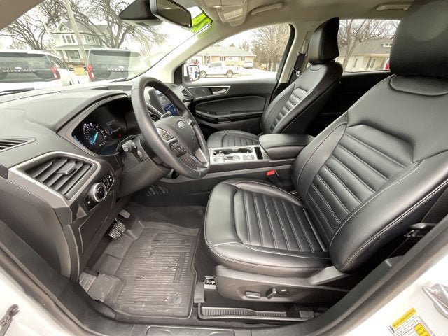 Used 2024 Ford Edge SEL w/ Convenience Package image 7