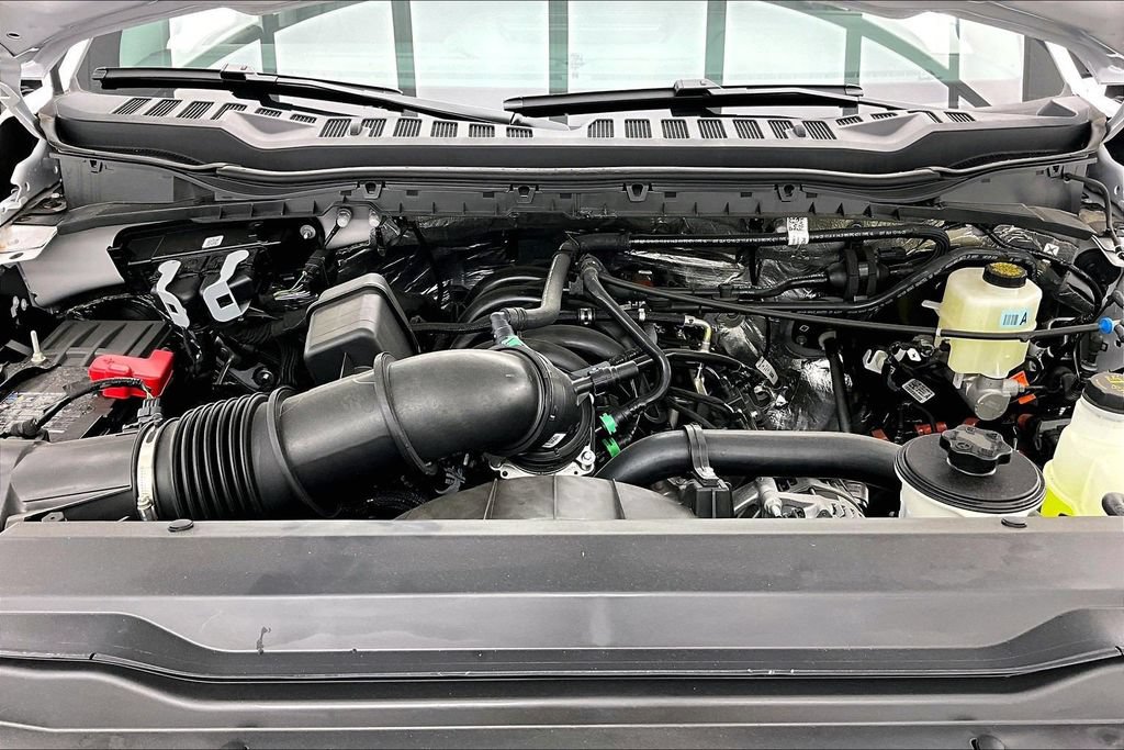 New 2026 Ford F250 XLT w/ XLT Premium Package AWD/4WD image 12
