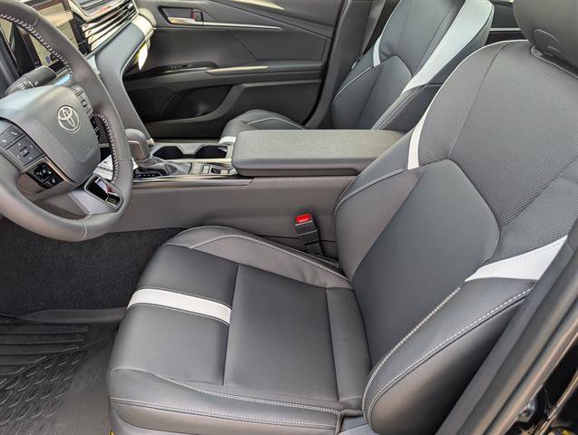 New 2026 Toyota Camry SE image 9