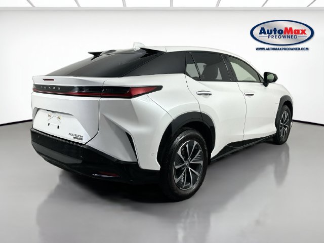 Used 2023 Lexus RZ 450e Premium w/ Technology Package AWD/4WD image 2