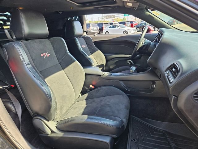 Used 2015 Dodge Challenger R/T Plus image 16