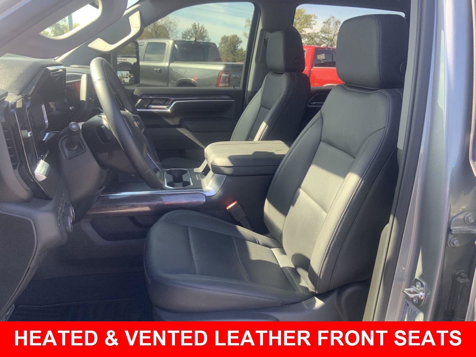 Used 2026 Chevrolet Silverado 3500 LTZ w/ LTZ Plus Package AWD/4WD image 6