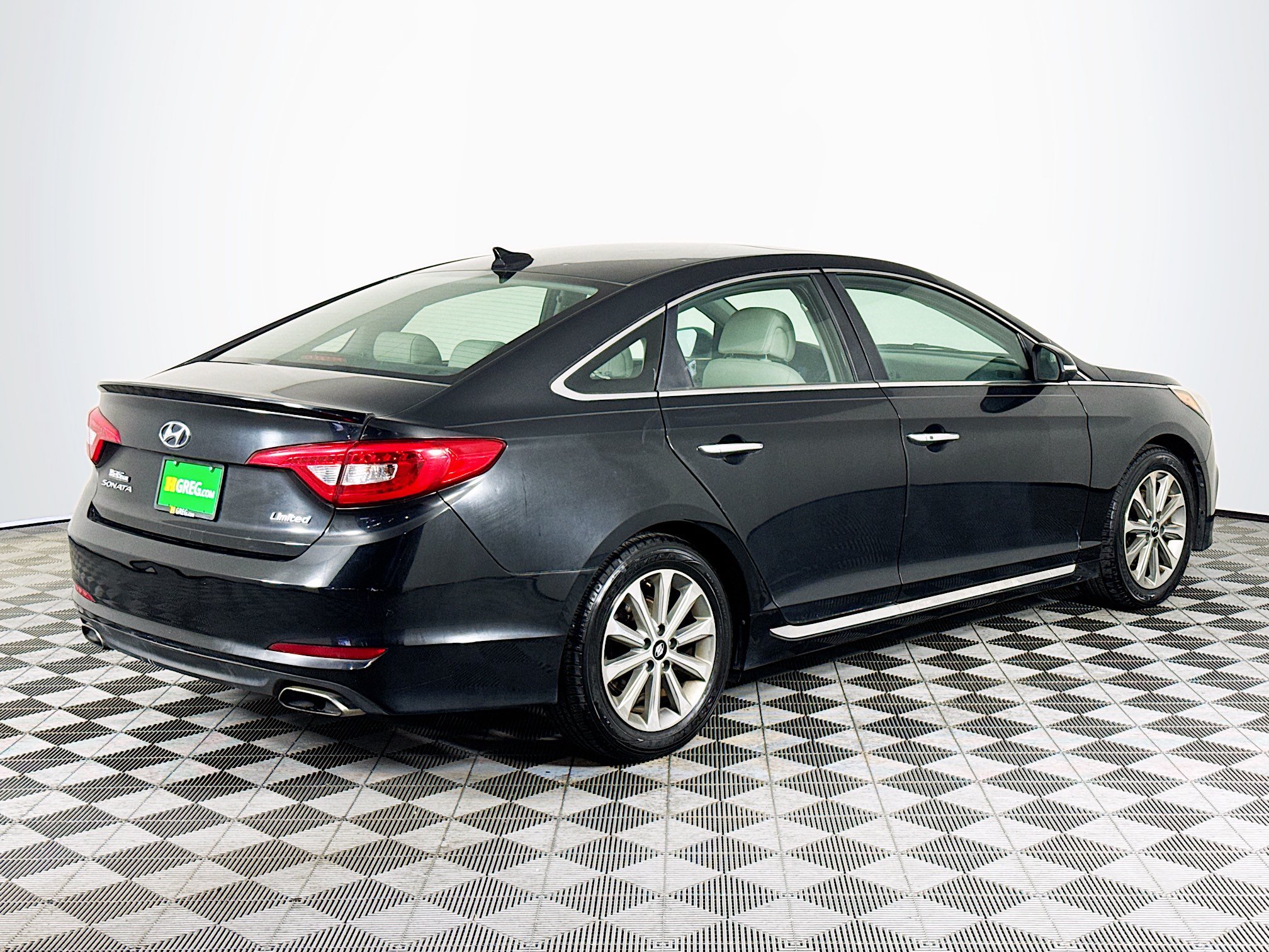 Used 2016 Hyundai Sonata Limited FWD image 8