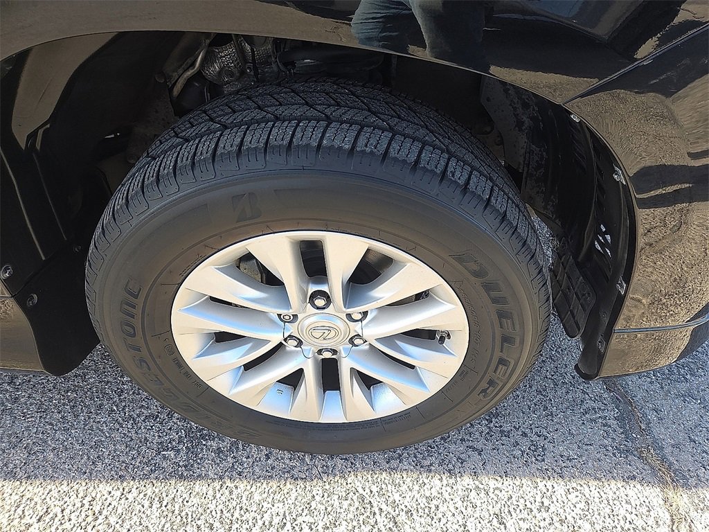 Used 2018 Lexus GX 460 image 7