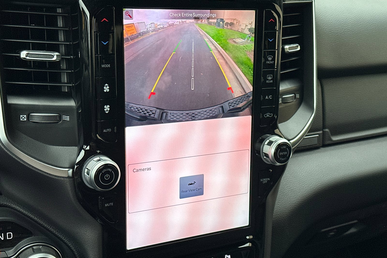 New 2025 RAM 1500 Big Horn image 18