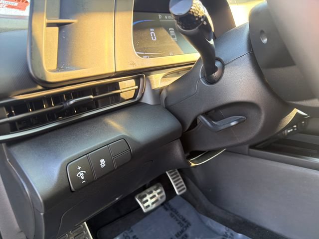 Used 2025 Hyundai Elantra Sport FWD image 10
