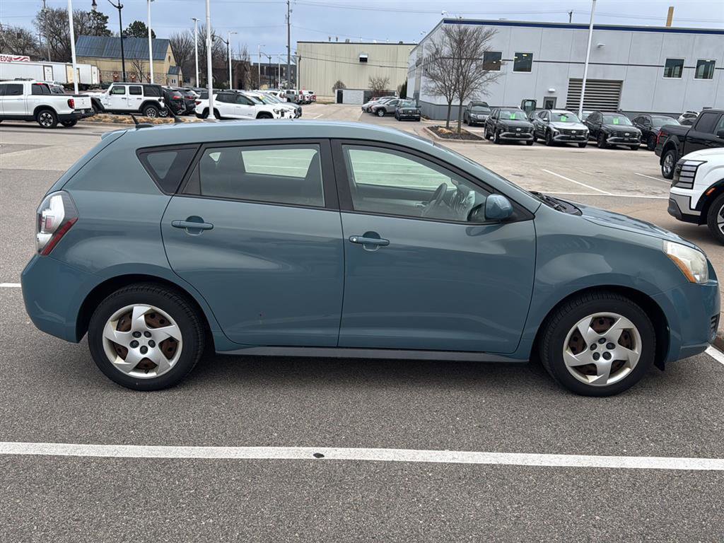 Used 2009 Pontiac Vibe w/ Preferred Package image 16