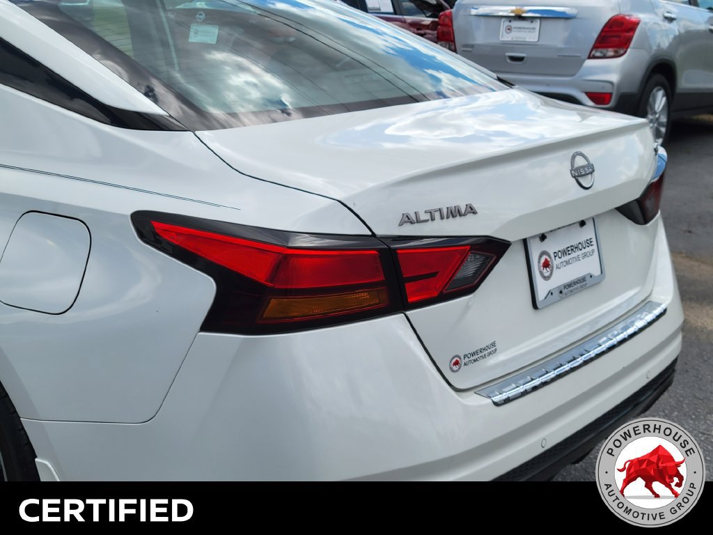 Used 2023 Nissan Altima 2.5 SR FWD image 13