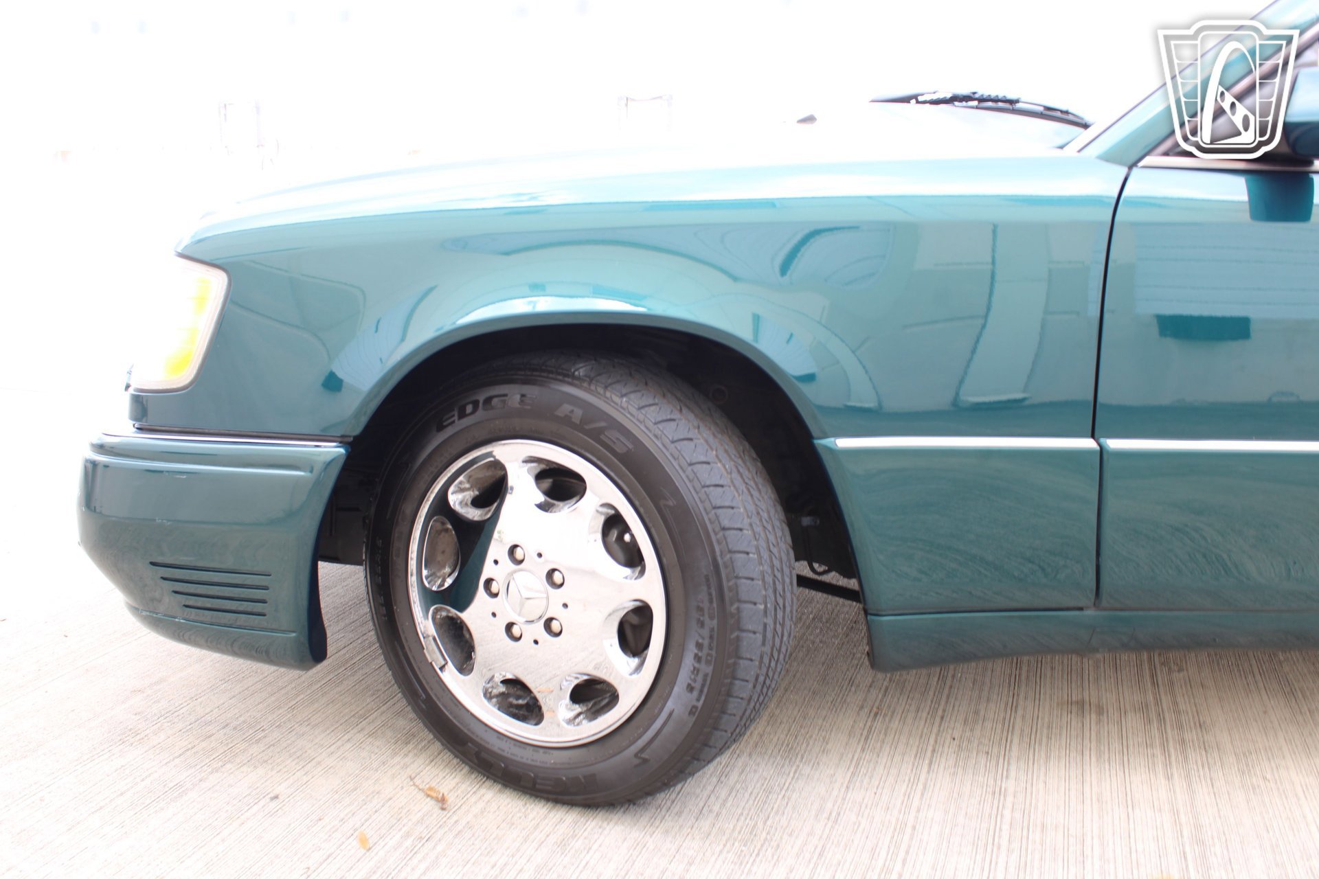 Used 1994 Mercedes-Benz E 320 Convertible image 37