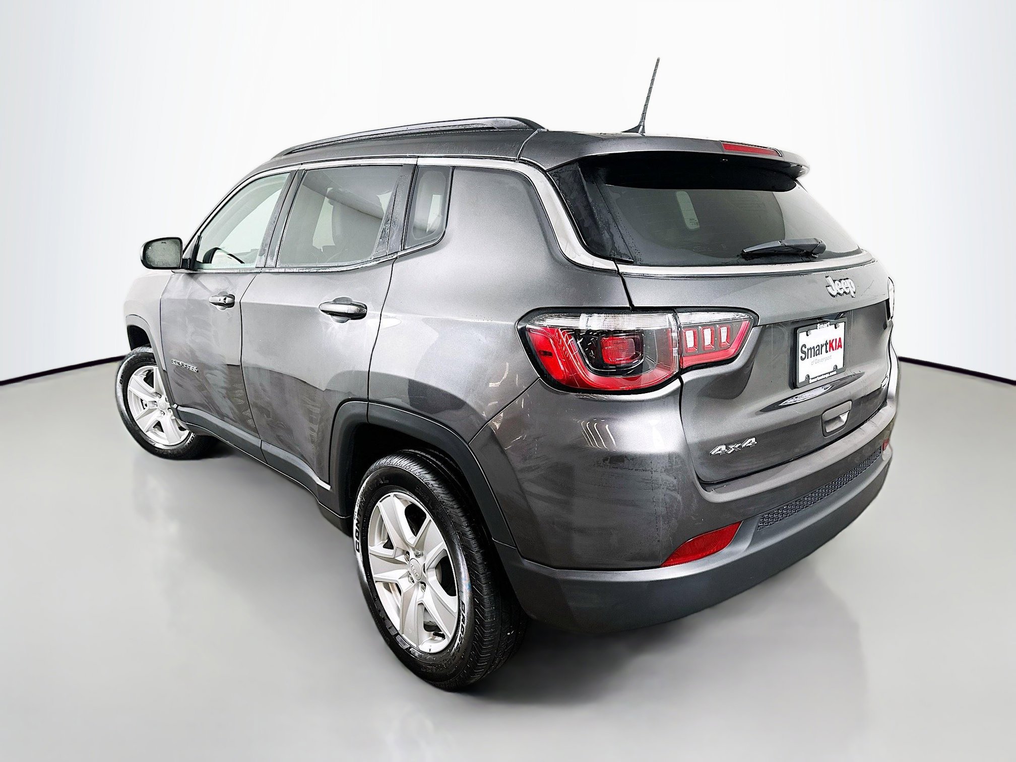 Used 2022 Jeep Compass Latitude w/ Convenience Group AWD/4WD image 5