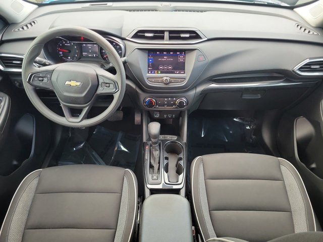 Used 2021 Chevrolet TrailBlazer LT FWD image 12