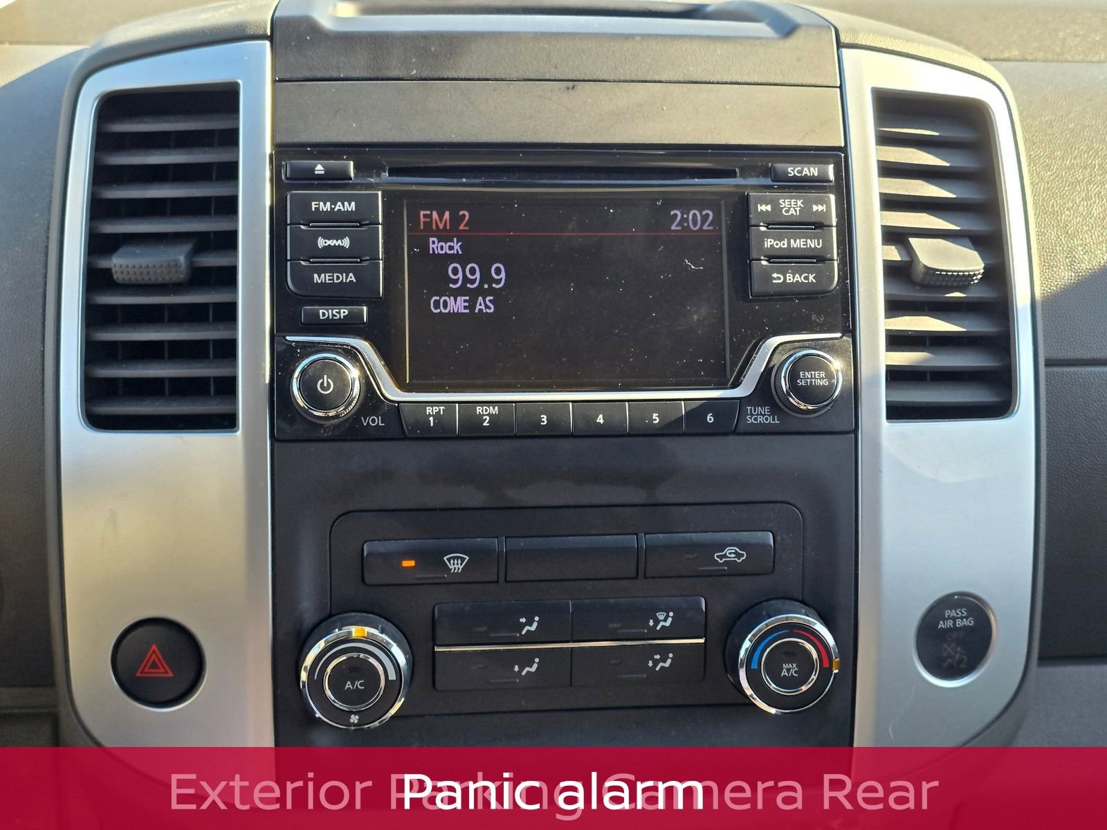 Used 2018 Nissan Frontier SV image 19