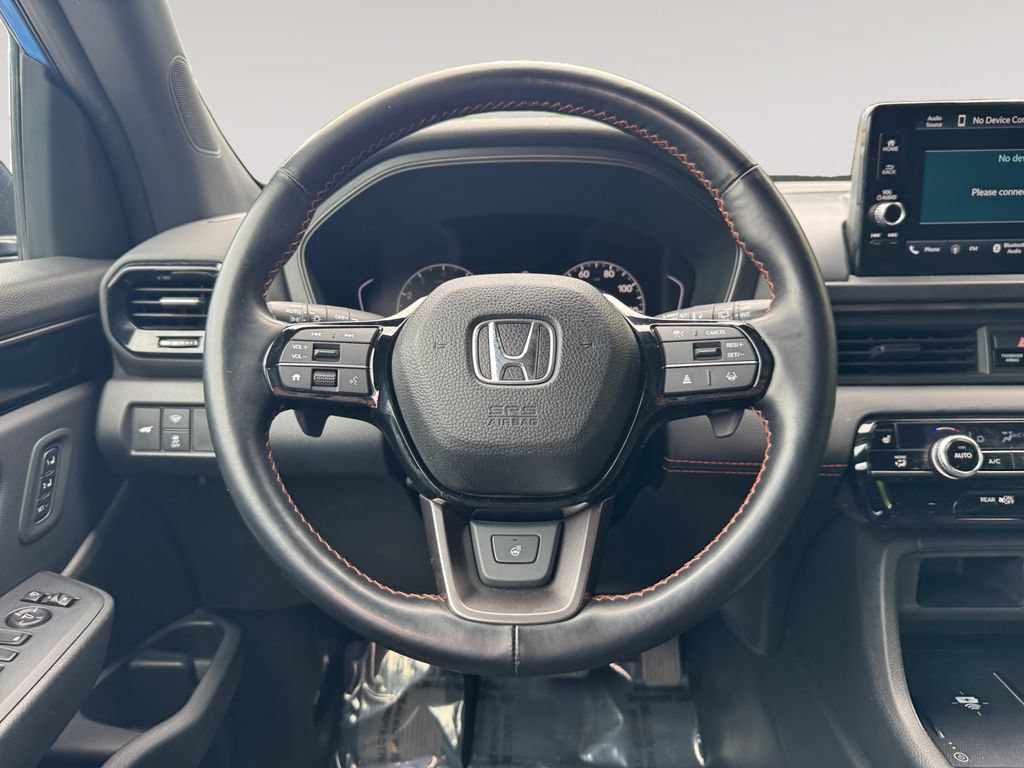 Used 2023 Honda Pilot TrailSport image 12
