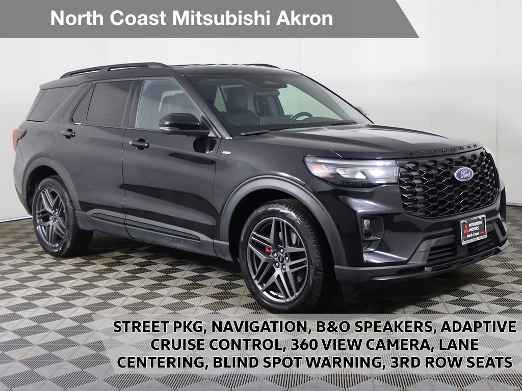 Used 2025 Ford Explorer ST-Line w/ ST-Line Street Pack AWD/4WD image 1