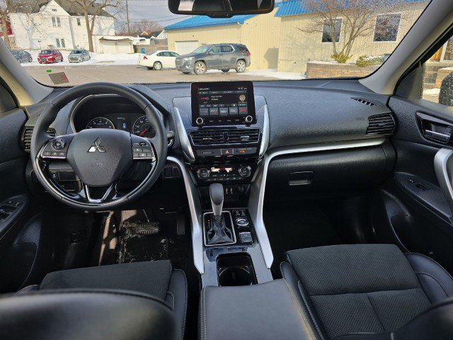 Used 2025 Mitsubishi Eclipse Cross SE image 29