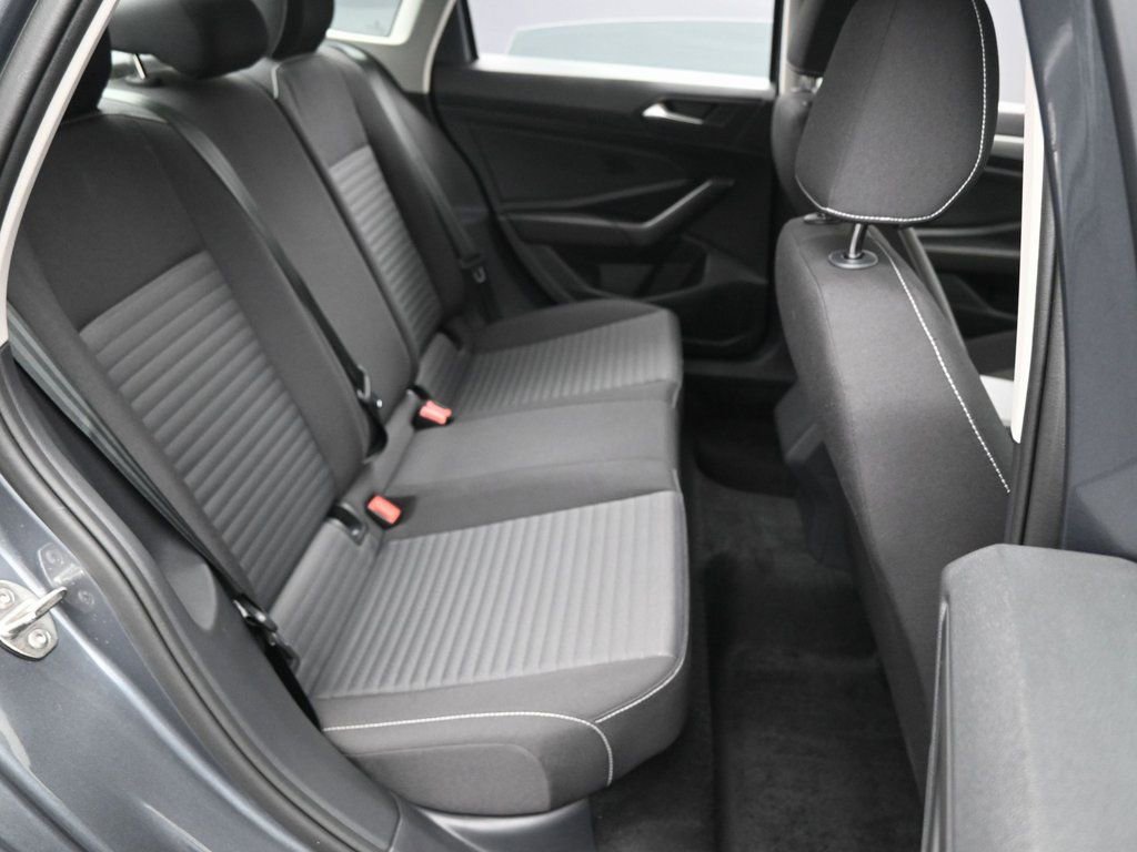 Used 2024 Volkswagen Jetta S image 33