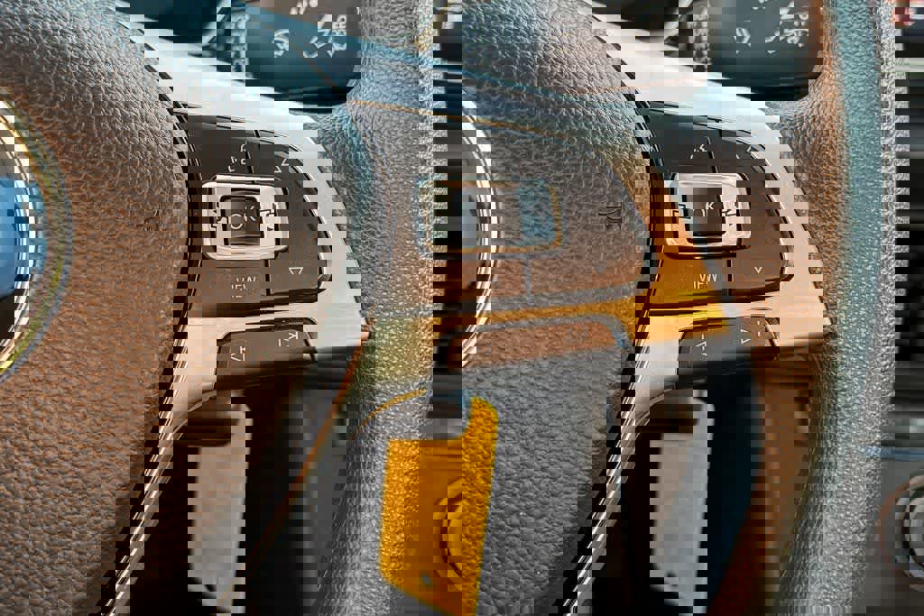 Used 2019 Volkswagen Jetta S w/ Driver Assistance Package image 16