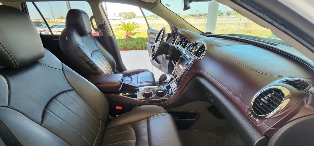 Used 2016 Buick Enclave Premium image 21