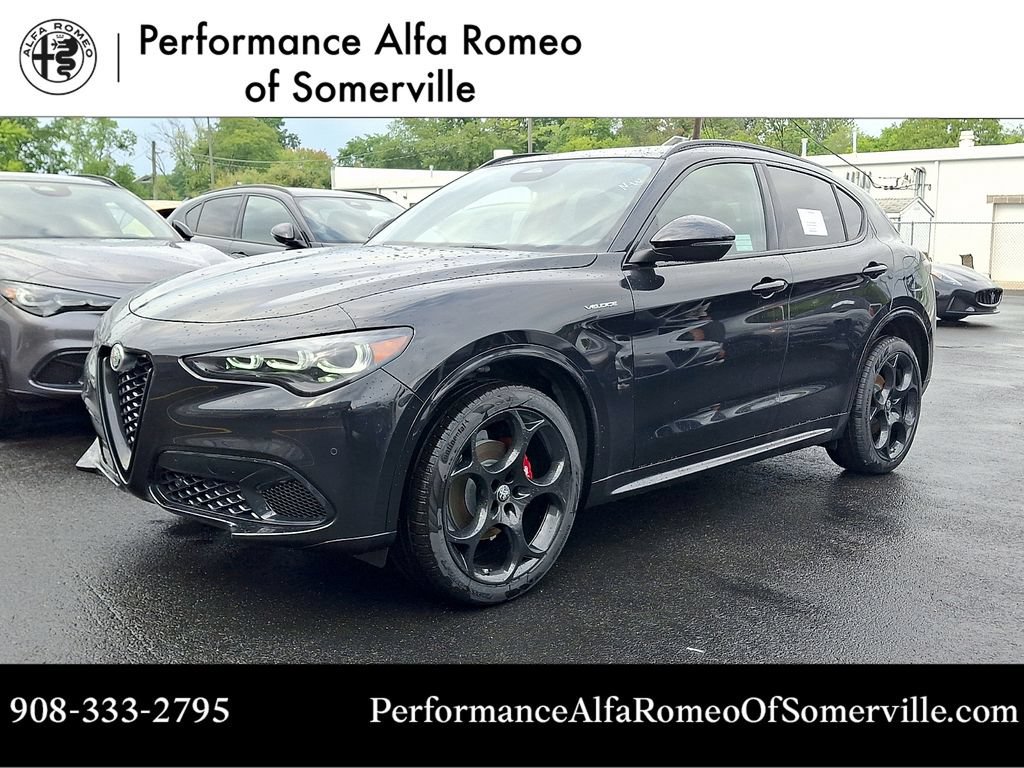 New 2026 Alfa Romeo Stelvio Sprint AWD/4WD image 1