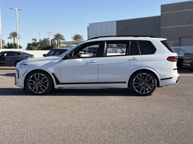 Used 2024 BMW X7 M60i w/ Executive Package image 9