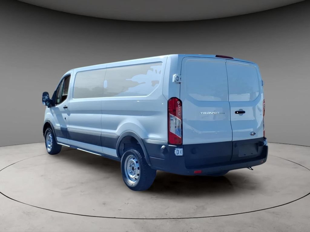 New 2025 Ford Transit 250 Low Roof RWD image 3
