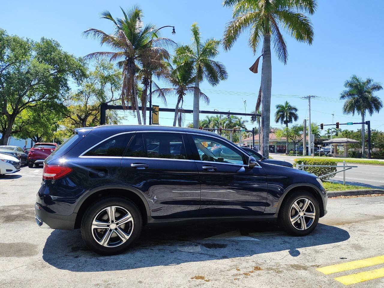 Used 2017 Mercedes-Benz GLC 300 image 10