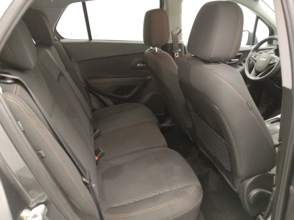 Used 2020 Chevrolet Trax LS w/ Tint and Cruise Package image 19