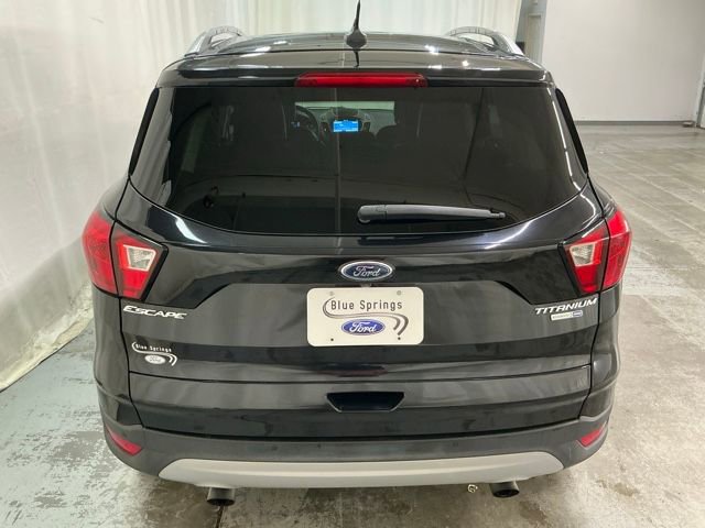Used 2019 Ford Escape Titanium AWD/4WD image 4