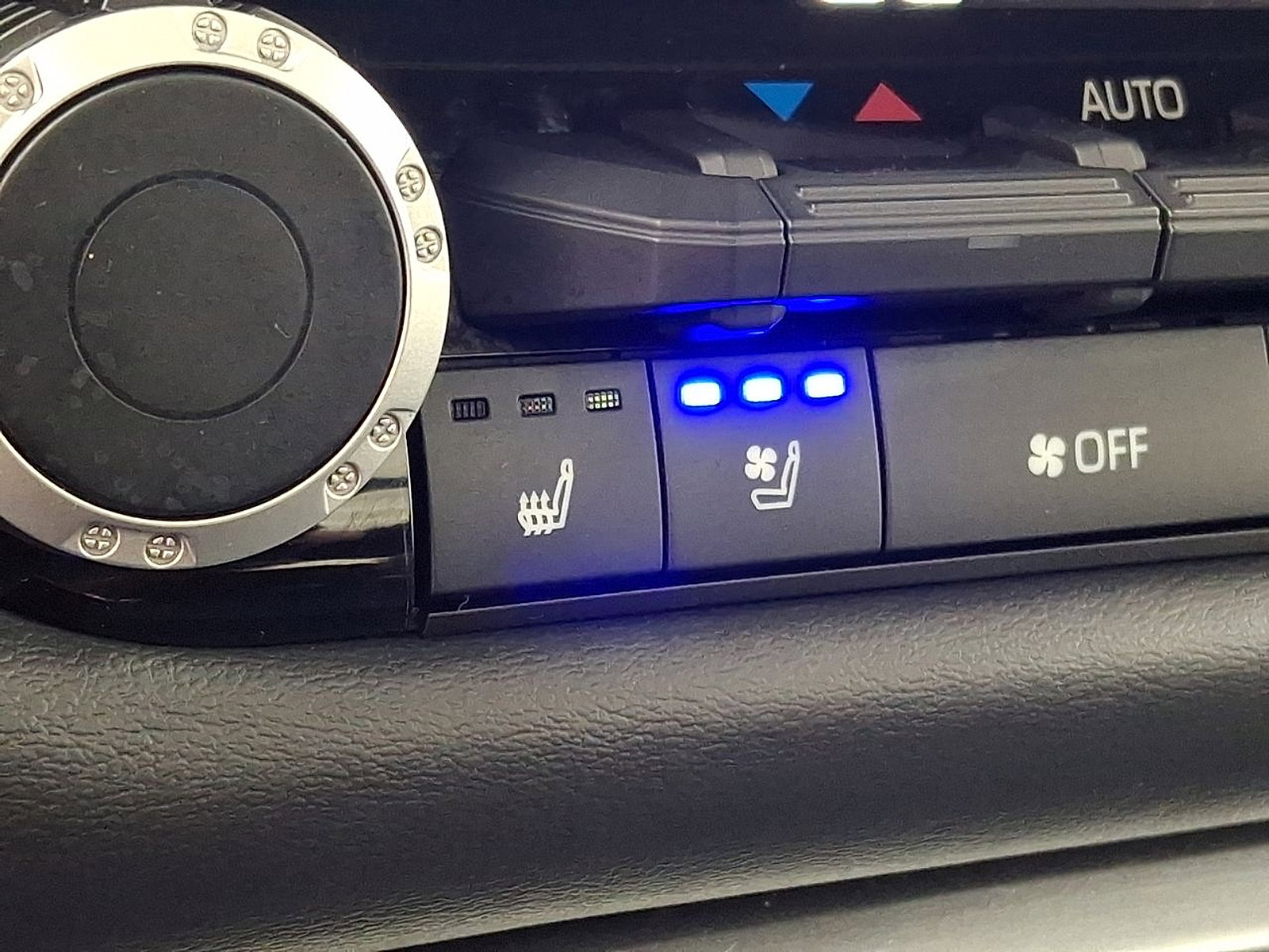 Used 2022 Toyota Tundra Platinum image 19