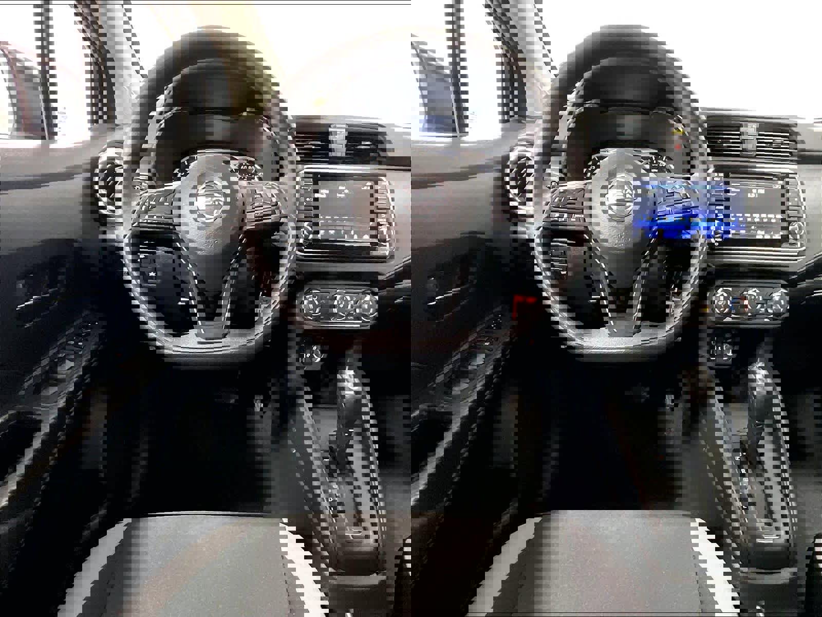 Used 2025 Nissan Versa S w/ Trunk Package image 17