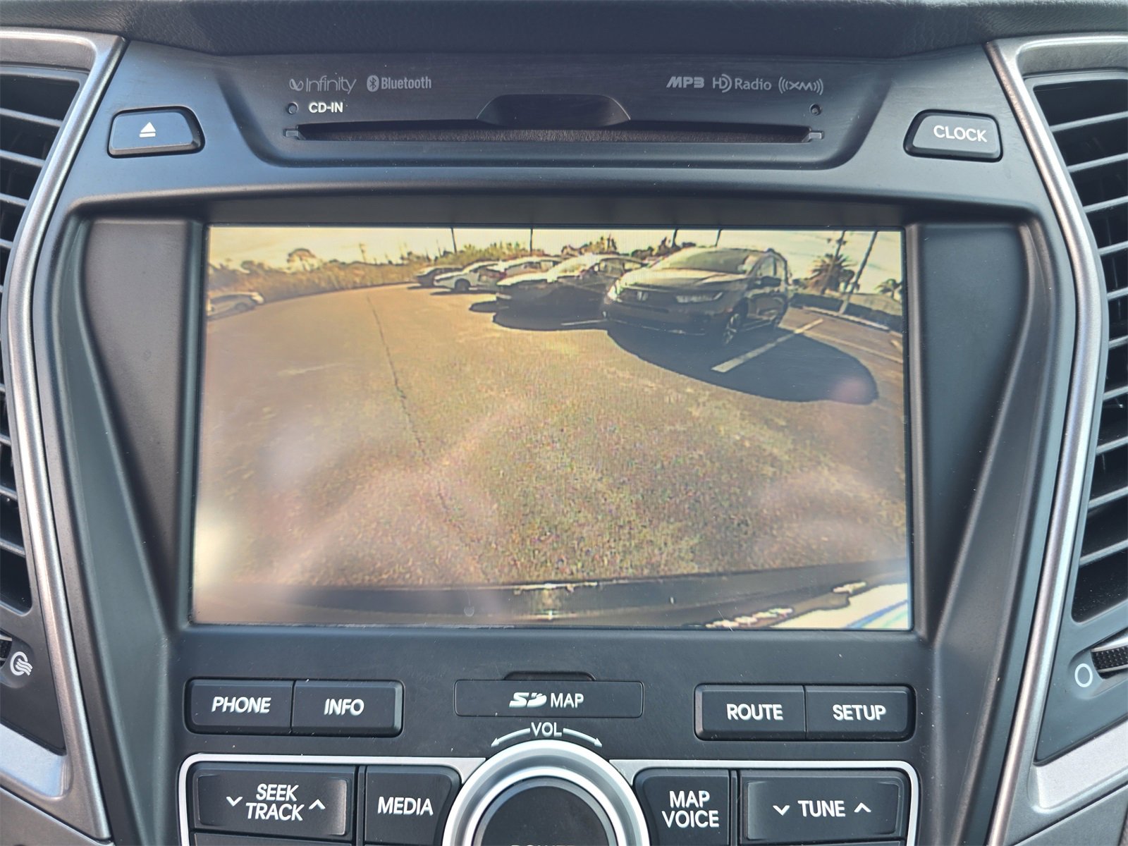 Used 2014 Hyundai Santa Fe Limited w/ Ultimate Package 07 image 20