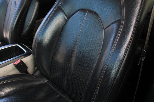 Used 2019 Chrysler Pacifica Touring-L Plus w/ Advanced Safetytec Group image 25